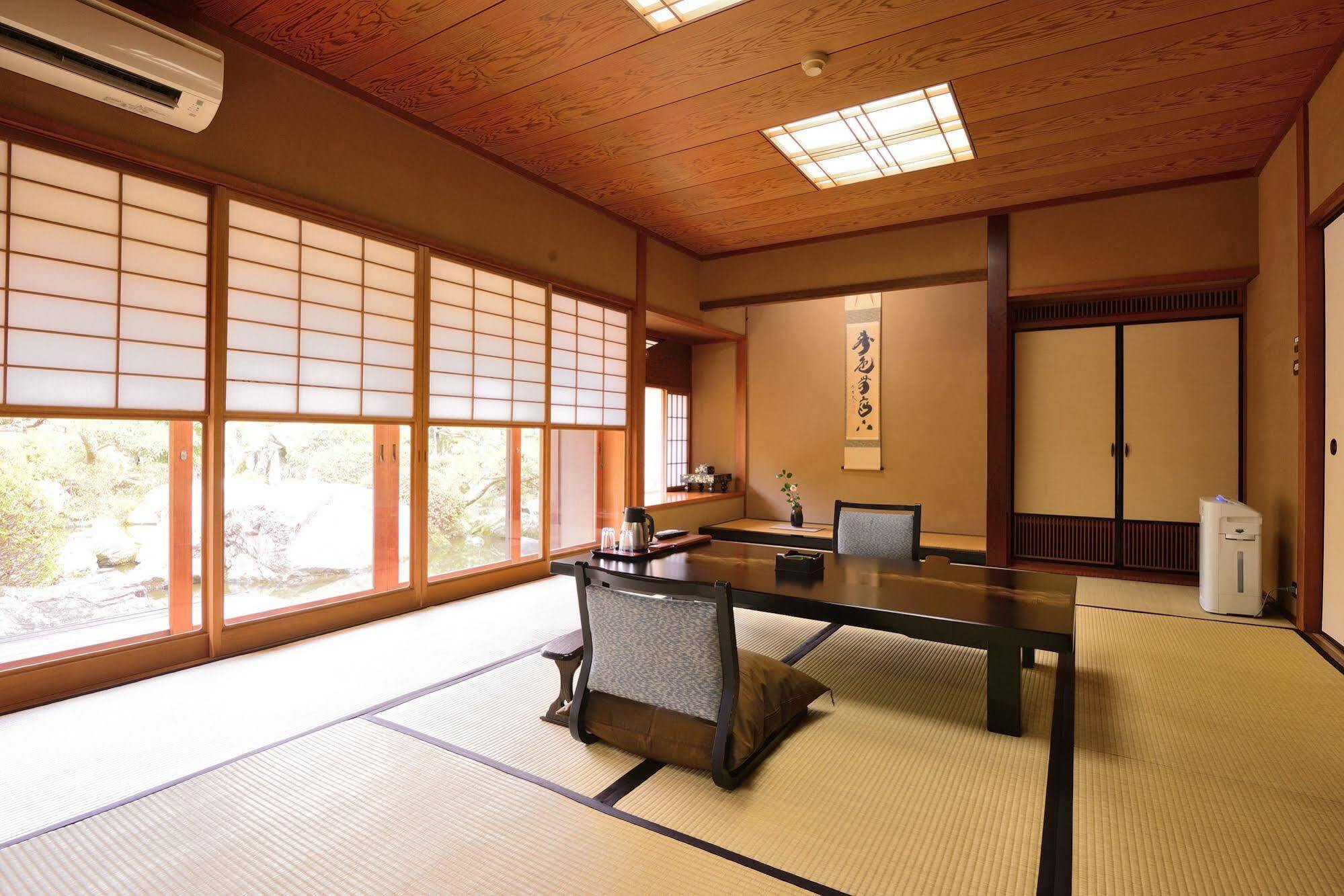 Oni No Sumika Hotel Izu  Eksteriør billede